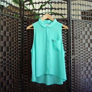 Aqua Hollister Sleeveless Button-Down